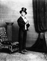 Un gentleman japonais en tenue occidentale, 1875